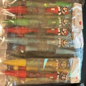 Light up mario and luigi  pen set of 2